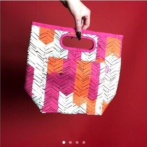 Perfect for summer warm coloured cooler
 bag💕​​​​​​​​​​​​​​​​​​​​​​​​